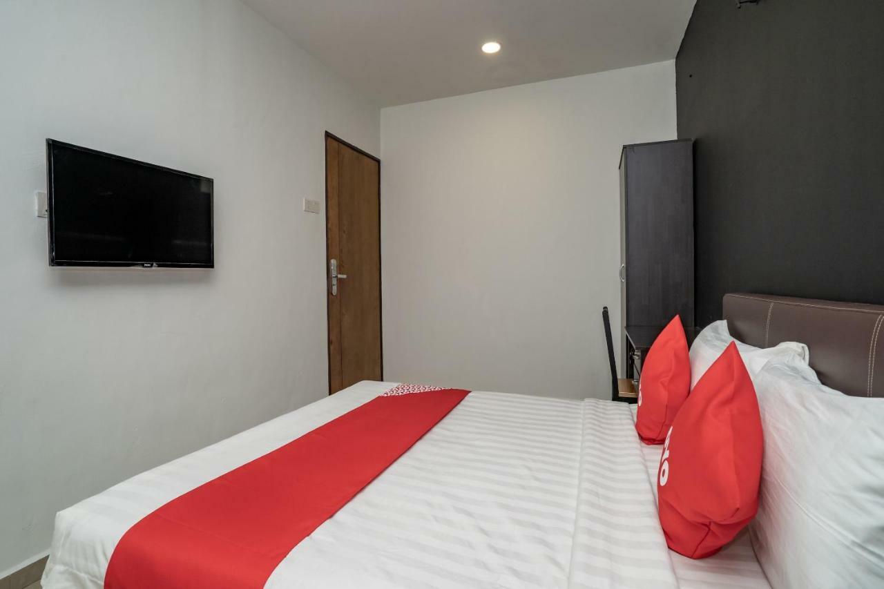 Oyo 1167 Rest And Go Hotel Klang Dış mekan fotoğraf