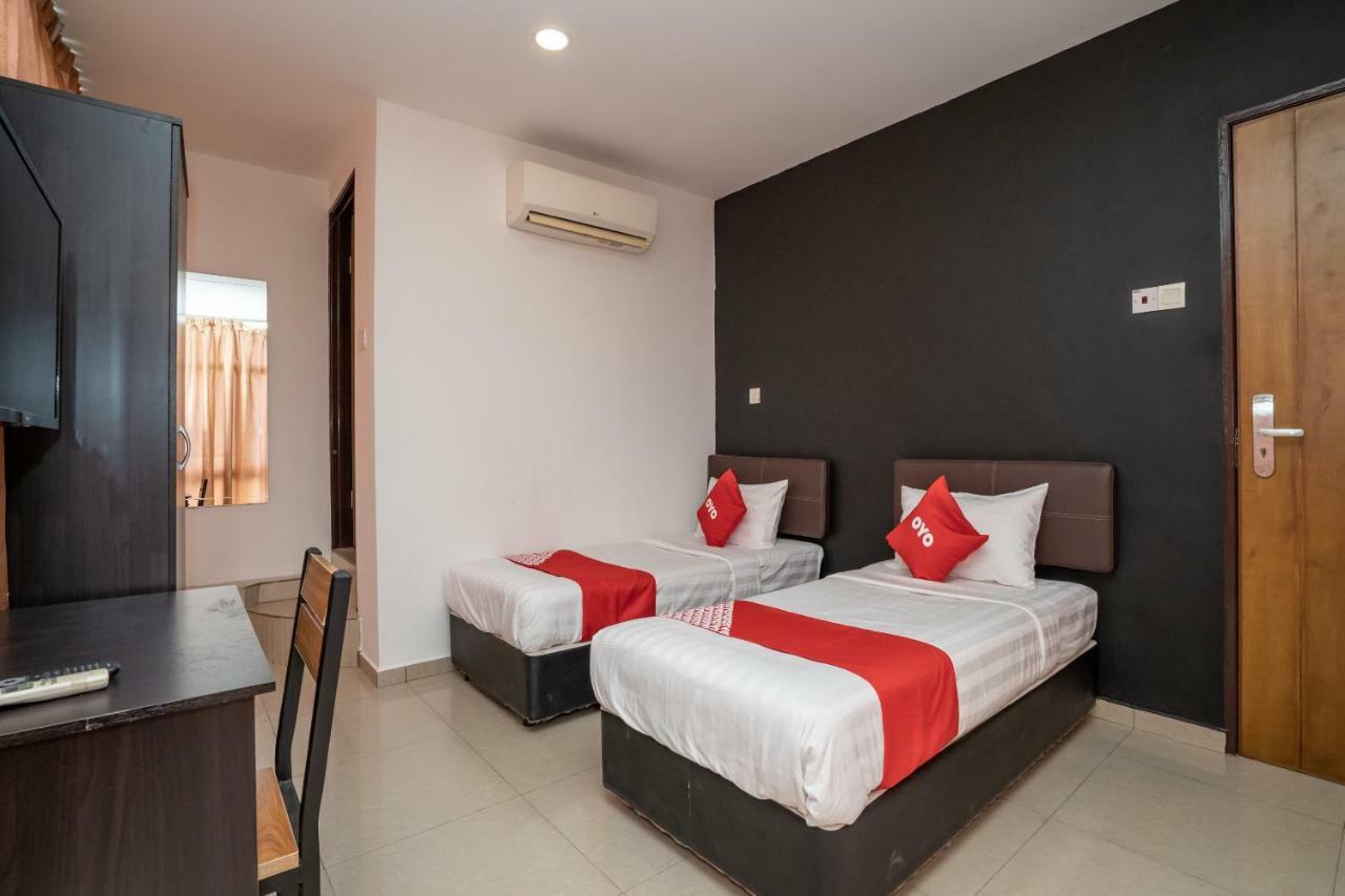 Oyo 1167 Rest And Go Hotel Klang Dış mekan fotoğraf