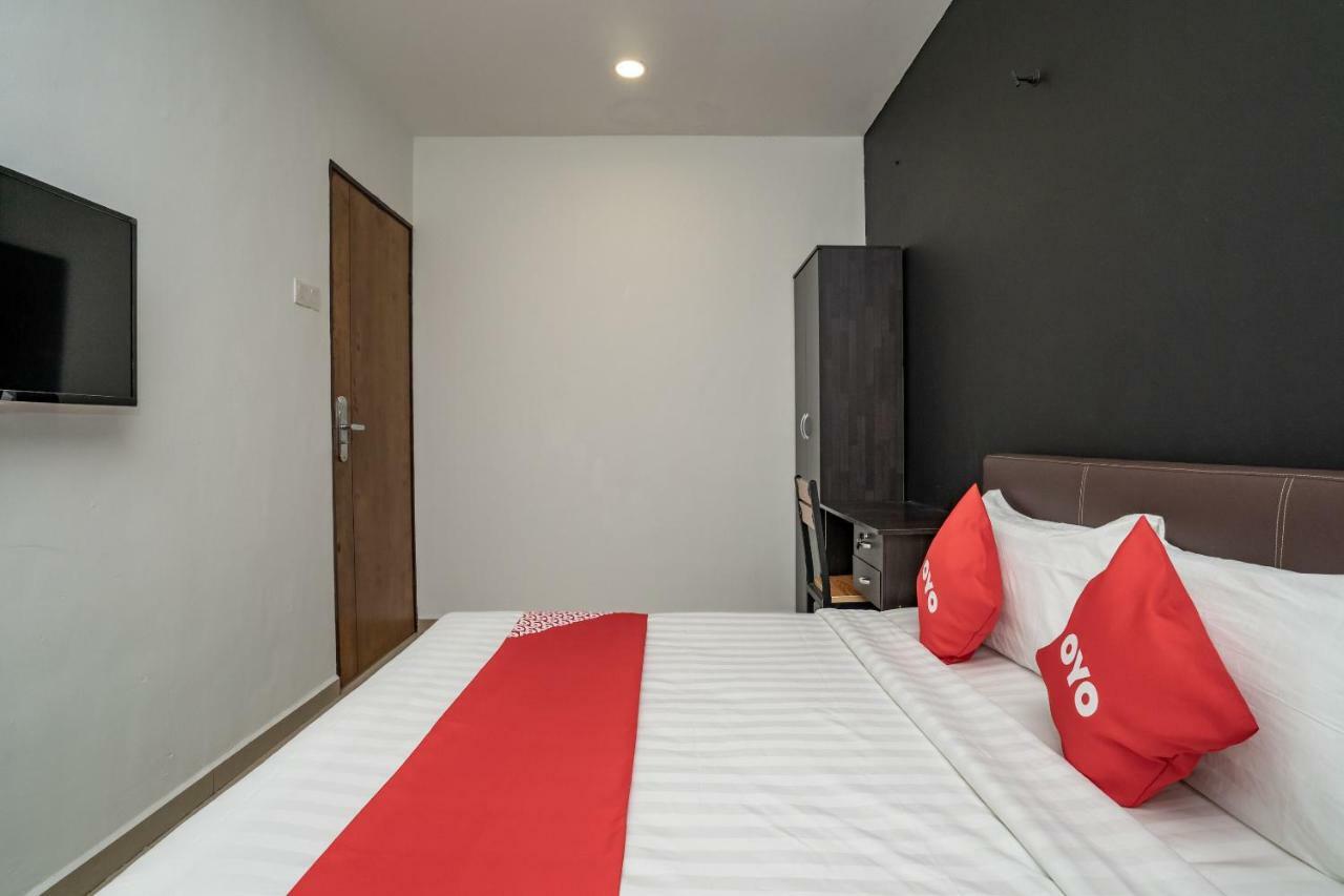 Oyo 1167 Rest And Go Hotel Klang Dış mekan fotoğraf
