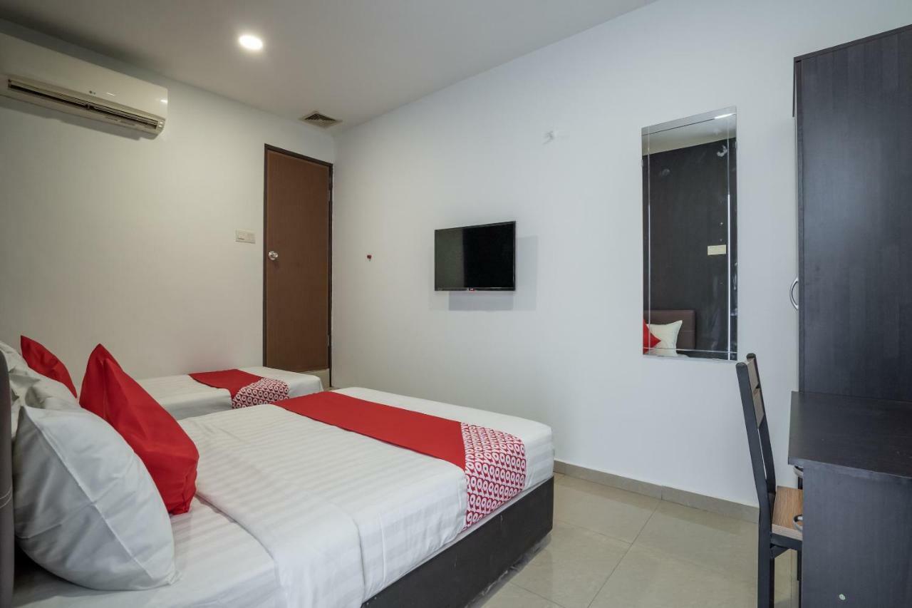 Oyo 1167 Rest And Go Hotel Klang Dış mekan fotoğraf